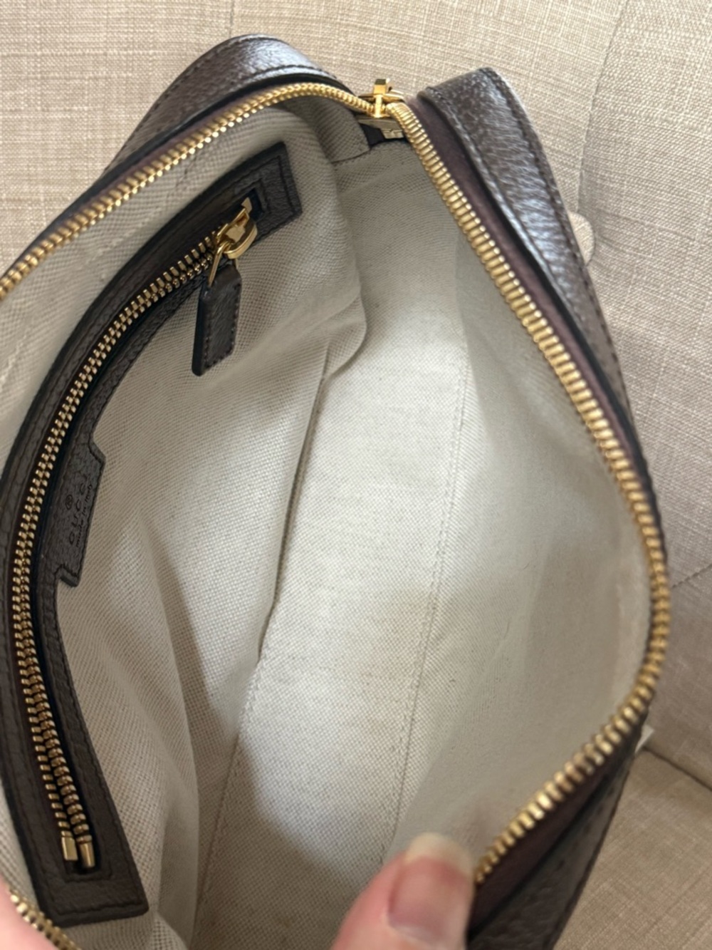 Gucci Jumbo GG Messenger Bag - Picture 3 of 9